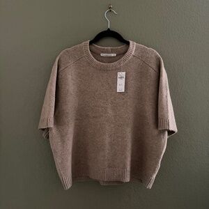 NWT Short Sleeve Brown Abercrombie Sweater